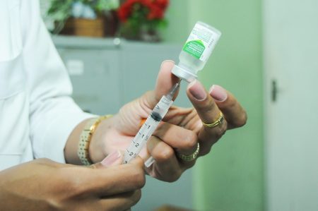 saude-inicia-campanha-para-atualizacao-da-caderneta-de-vacina